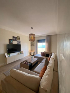 Beachfront Apartment - Luxury